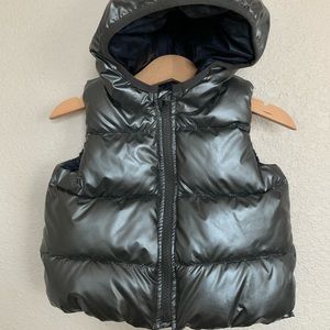 BabyGap puffy vest baby size 12-18months